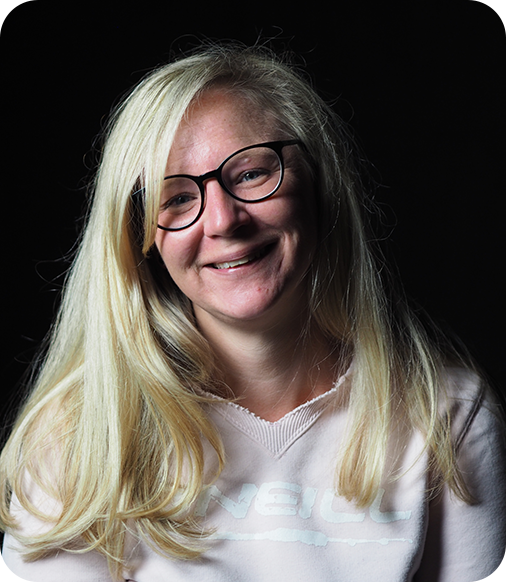 Auf dem Bild ist Romy Wollenhaupt, Buchhaltung bei Theater Liberi.